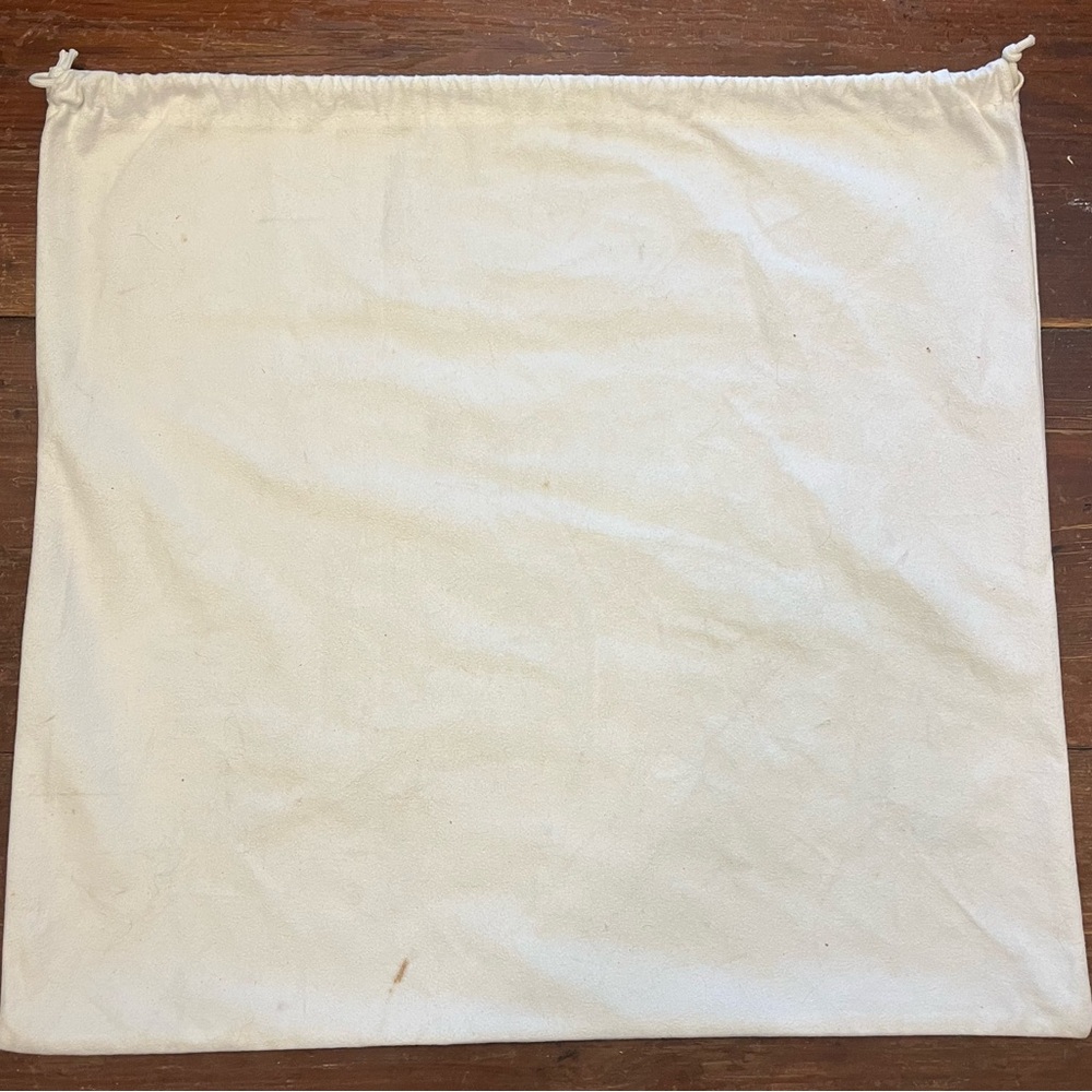 EUC Authentic MCM Visetos Boston Bag - Picture 15 of 15